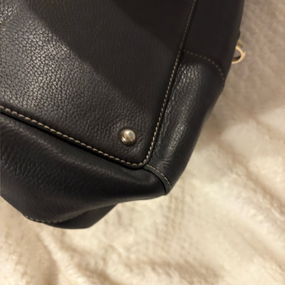 Dooney & Bourke Logo Lock Hobo/Satchel Bag Black Pebbled Leather EUC - Picture 14 of 17